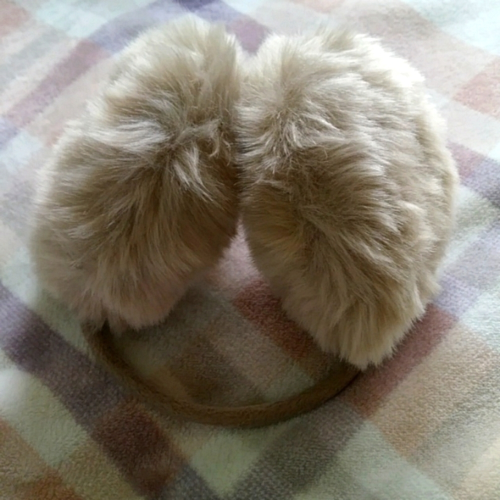 Girls/women winter ear muffs